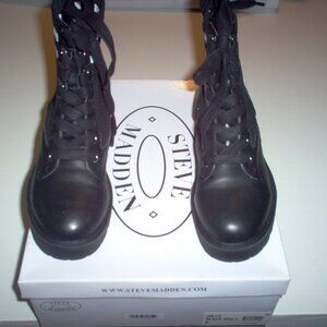 STEVE MADDEN HILLS BLACK MULTI BOOTS